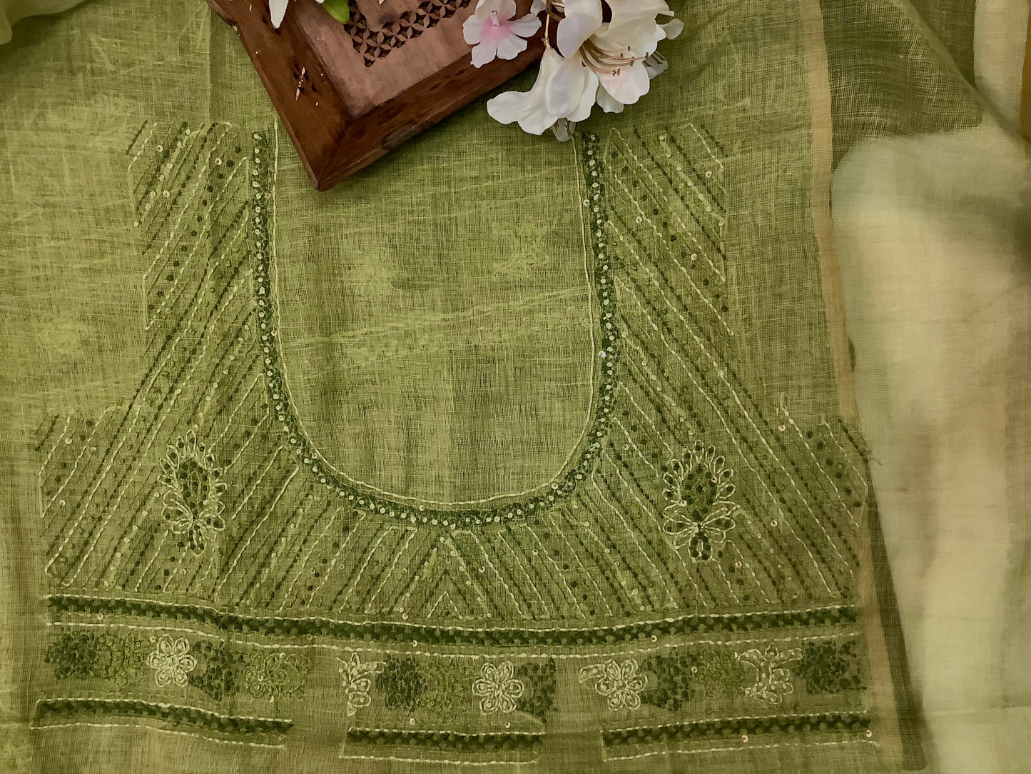 Green Pure Linen Chikankari Saree